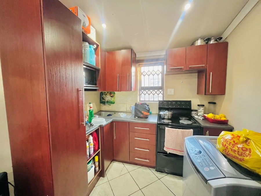 2 Bedroom Property for Sale in Bloemside 3 Free State